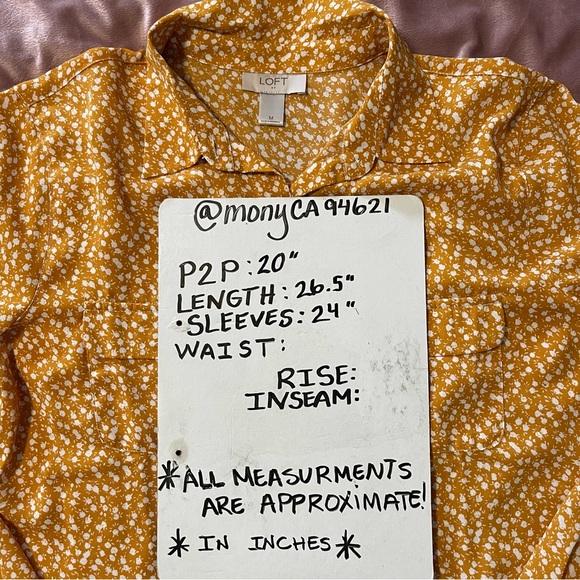 ***SOLD***Pretty flowery blouse***SOLD*** - Picture 3 of 7